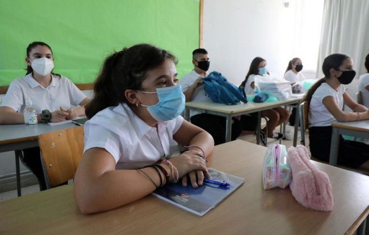 Saltan casos positivos de Covid-19 en escuelas de Concepción