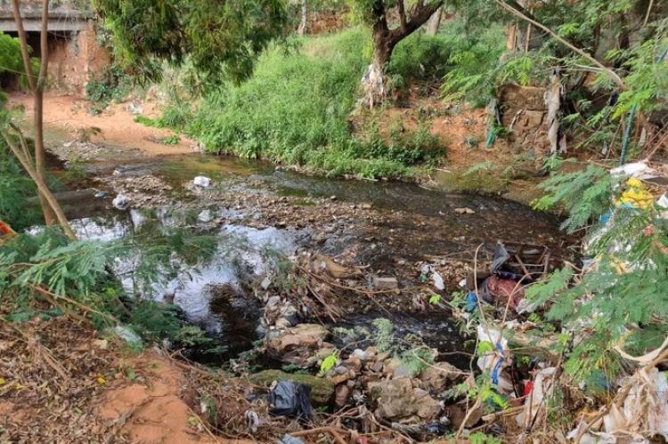 Hallaron un cuerpo sin vida en el Arroyo Lambaré