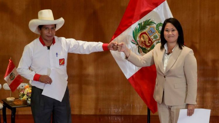 El empate técnico y las polémicas marcan el clima electoral en Perú