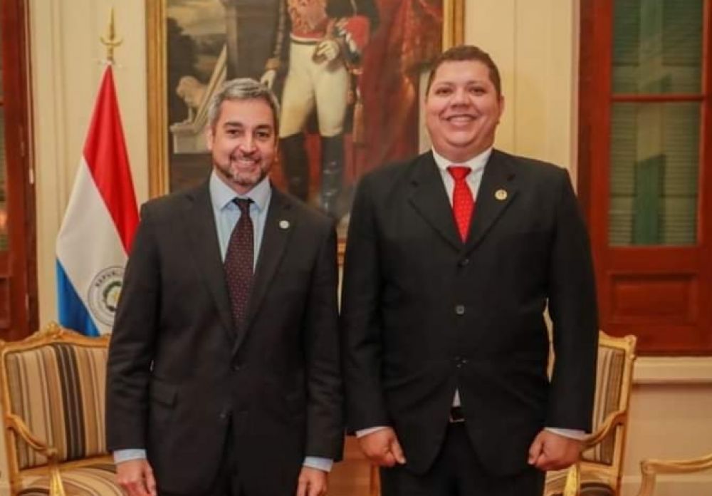 El Gobierno continúa pagando favores políticos con cargos públicos