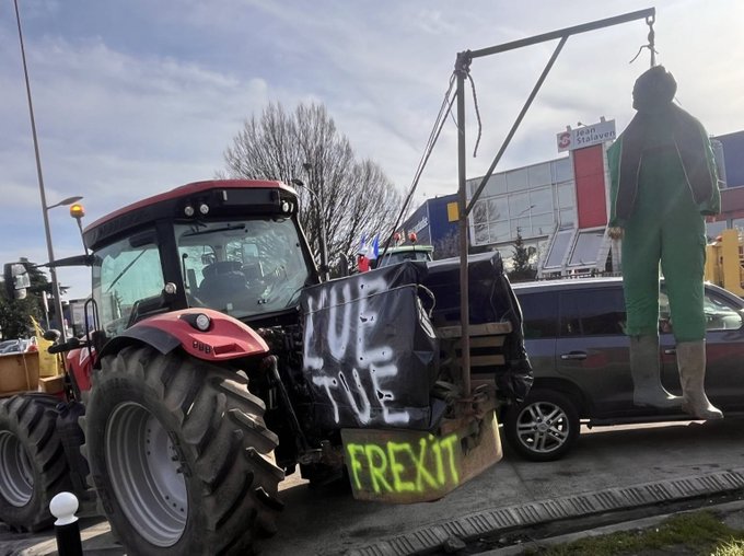Agricultores en protesta inician el asedio a París