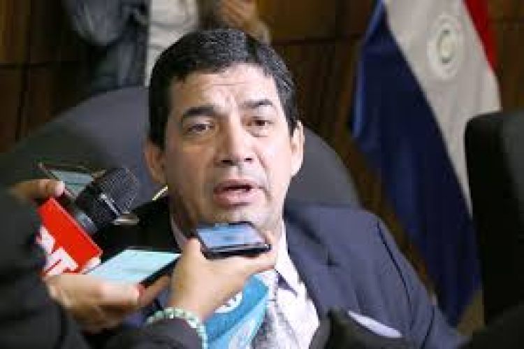 Hugo Velázquez por ahora no renunciará a la Vicepresidencia