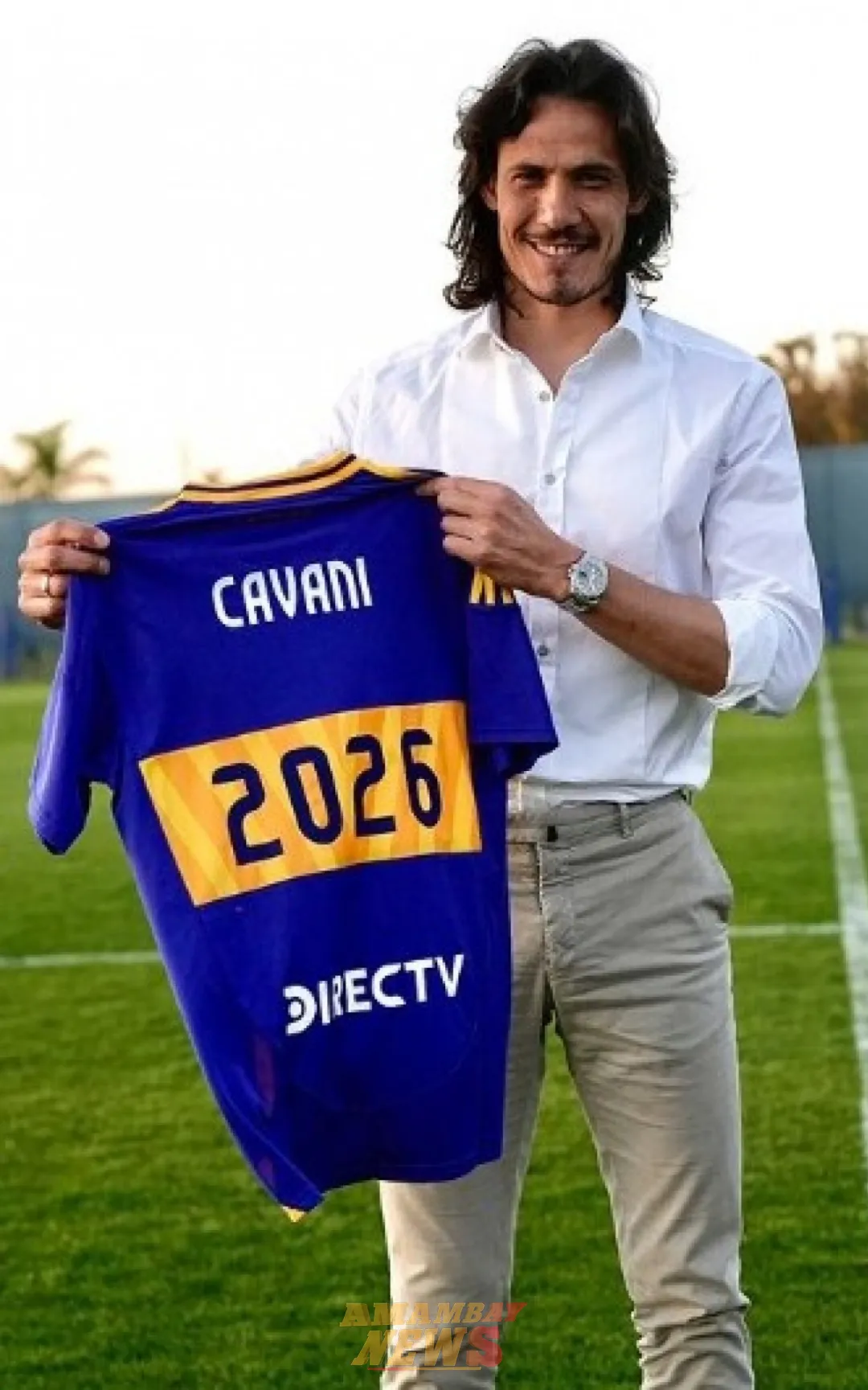 Cavani rechaza el retiro y renueva con Boca hasta finales de 2026