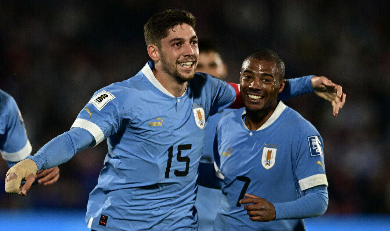 Uruguay le da un golpazo de bienvenida a la Chile de Berizzo