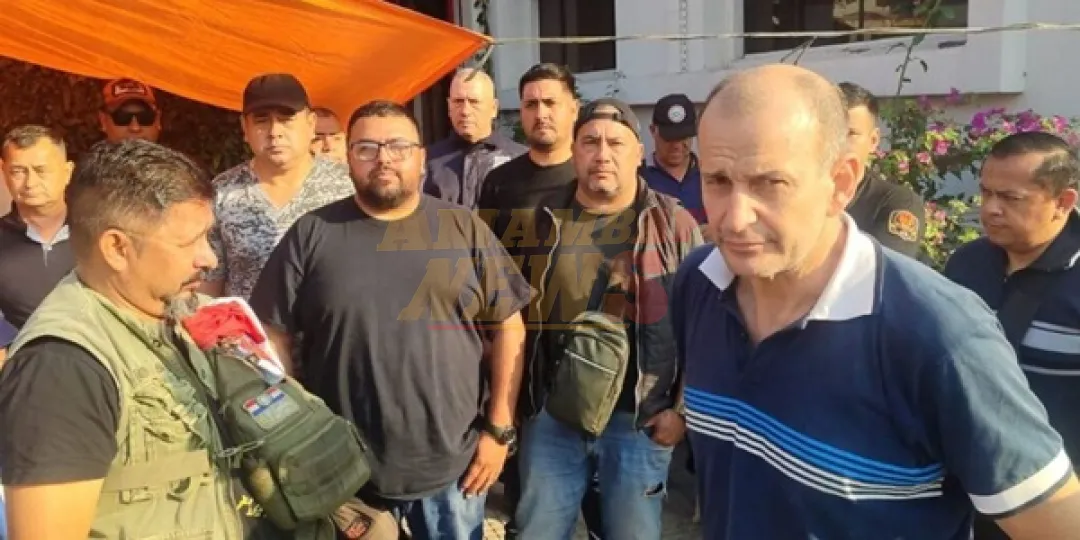 Guardiacárceles anuncian crucifixión en protesta laboral