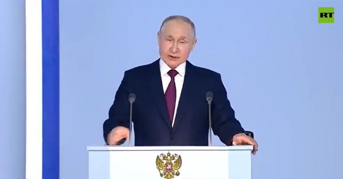 Putin suspende participación rusa en tratado de control de armas nucleares