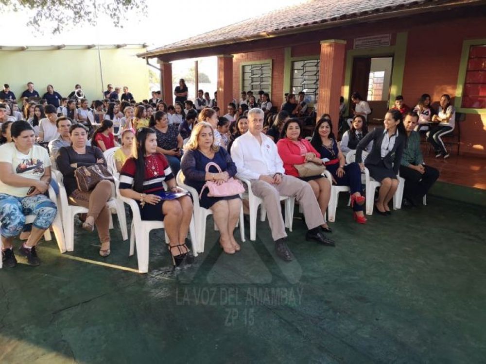 José Carlos Acevedo, sigue entregando obras en beneficio del municipio