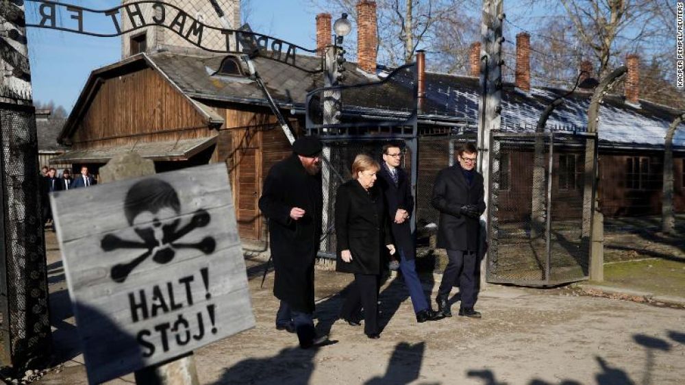 Angela Merkel visita Auschwitz por primera vez en 14 años como líder de Alemania