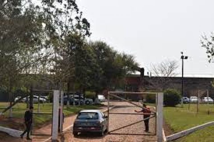 Cae por extorsión director de reinserción de Itapúa