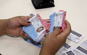 Cédula de identidad vigente o vencida es válida para votar el 30 de abril