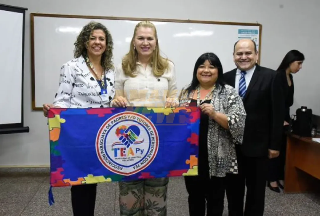 Salud presenta protocolo para manejo de personas del espectro autista (TEA)