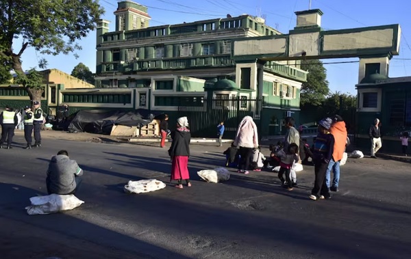 Indígenas cierran nuevamente la Avenida Artigas exigiendo respuestas del INDI