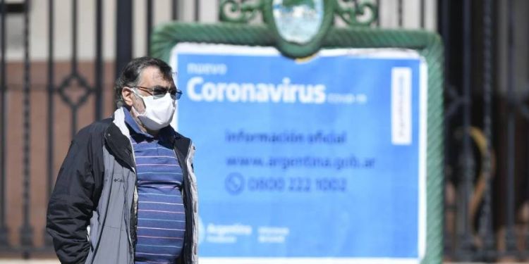Argentina levantó el uso obligatorio de tapabocas al aire libre