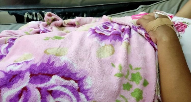 Niña indígena de 12 años dio a luz a mellizas en Concepción