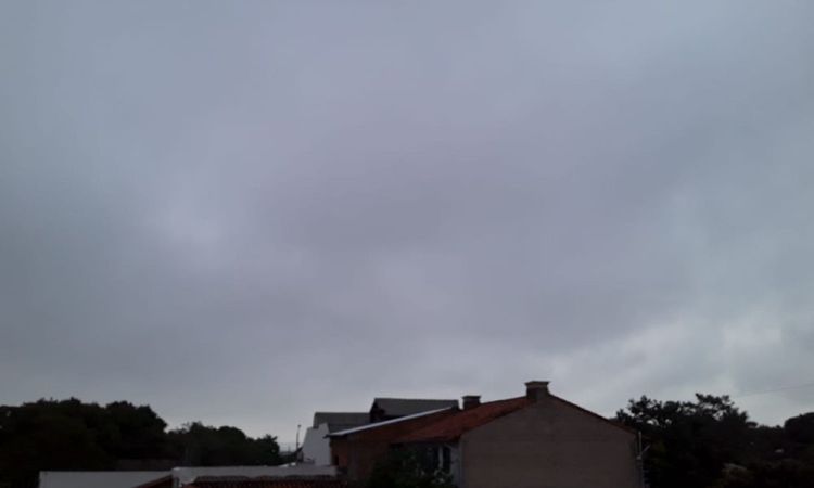 Miércoles cálido y con ocasionales tormentas eléctricas