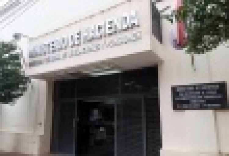 Hacienda ratifica: No hay plata para docentes y médicos