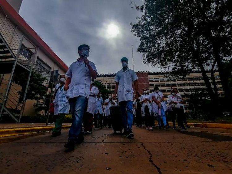 Huelga en IPS continuará pese a reincorporación de médicos