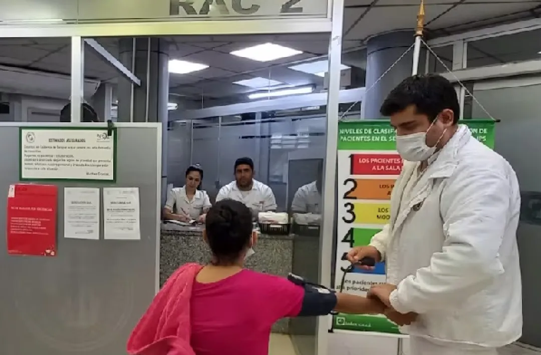 Asegurados critican caos en IPS y falta de respuestas