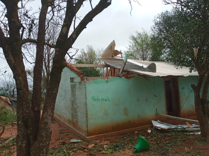Fuerte temporal causa destrozos en el departamento de Caaguazú