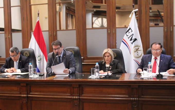 Jurado resolvió enjuiciar a algunos  fiscales y blanquear a otros en caso RGD