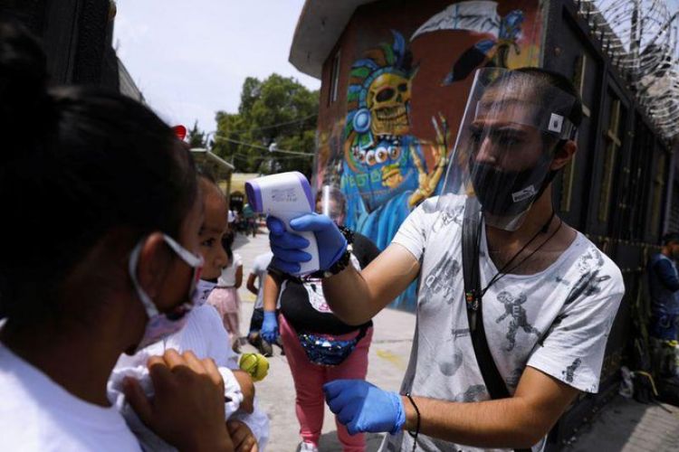México acumula 395,489 contagios de coronavirus, muertes rebasan las 44,000