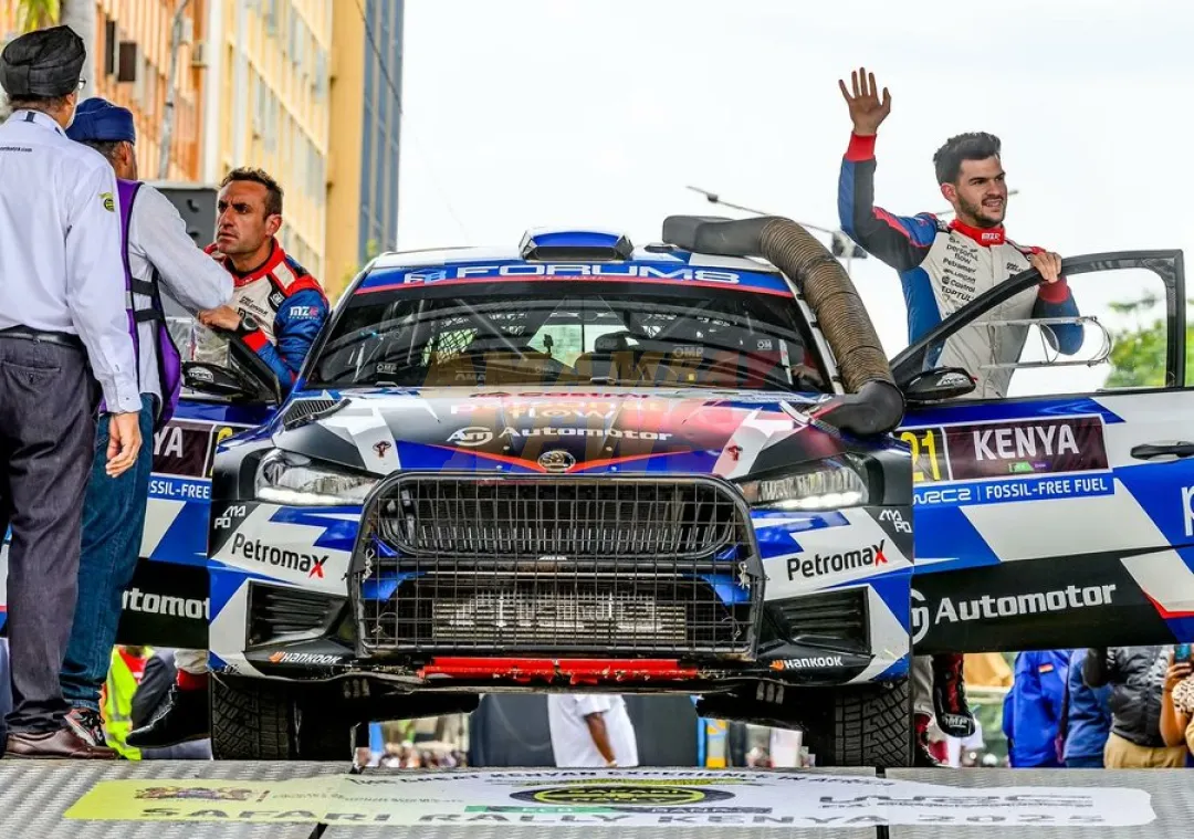 Zaldívar en el podio del WRC2 y entre los 10 mejores del Safari Rally de Kenia