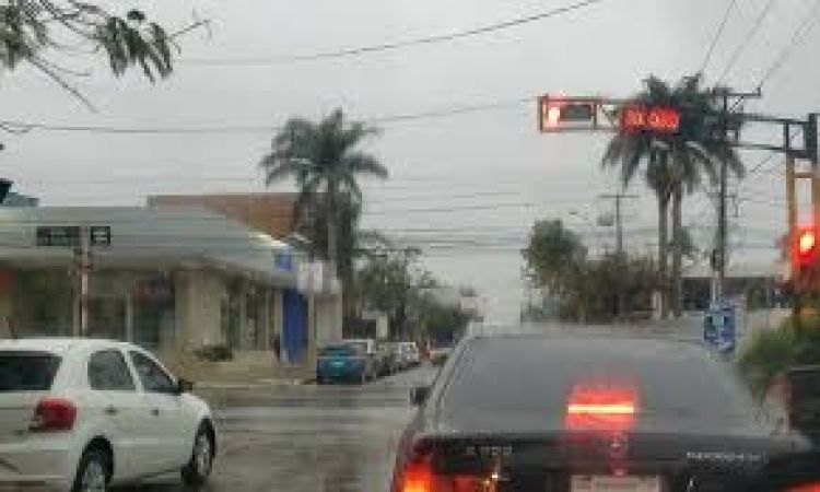 Jueves con clima cálido y lluvias dispersas