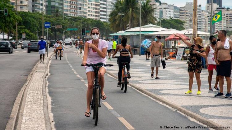 Río de Janeiro quita obligatoriedad de mascarilla