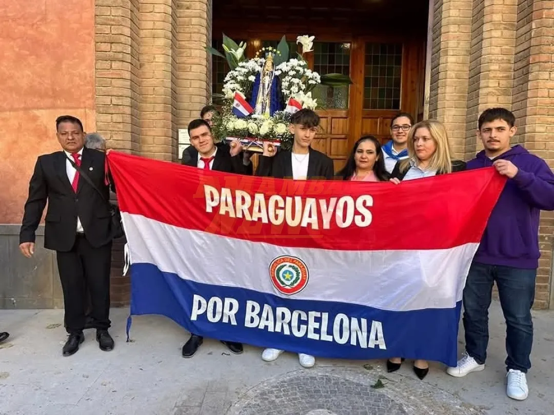 Emotivo homenaje a la Virgen de Caacupé de los Residentes paraguayos en Barcelona