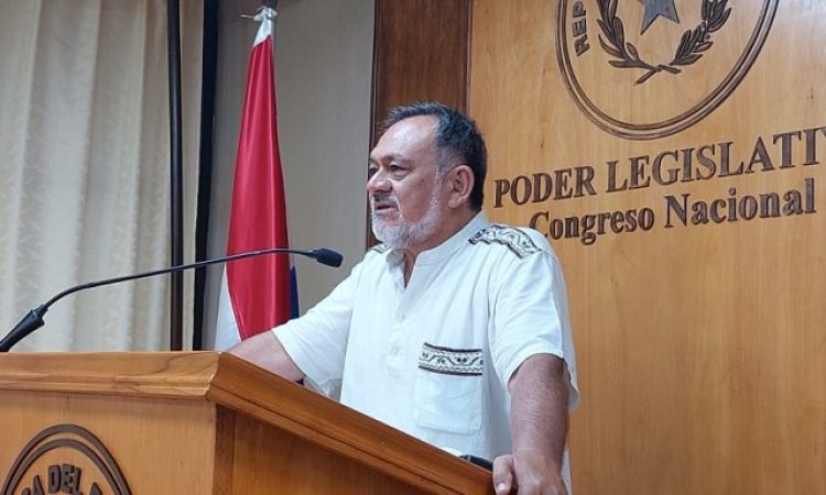 Sixto Pereira aclara que su candidatura sigue vigente, pese a postulación de Esperanza a la presidencia