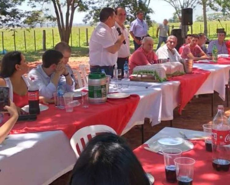 Polémico acto de Horacio Cartes en Arroyos y Esteros