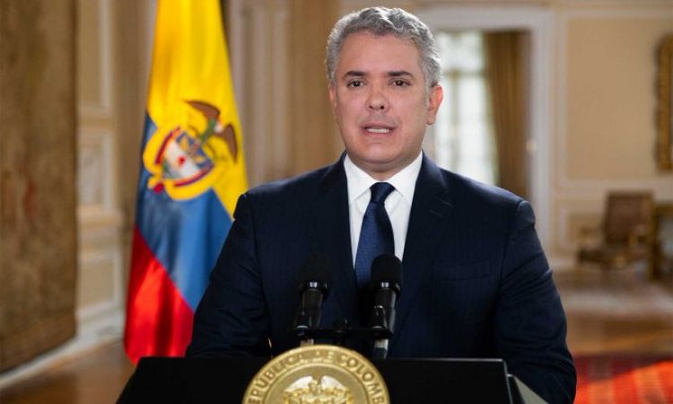 Ordenan arresto domiciliario al presidente Iván Duque por desacato