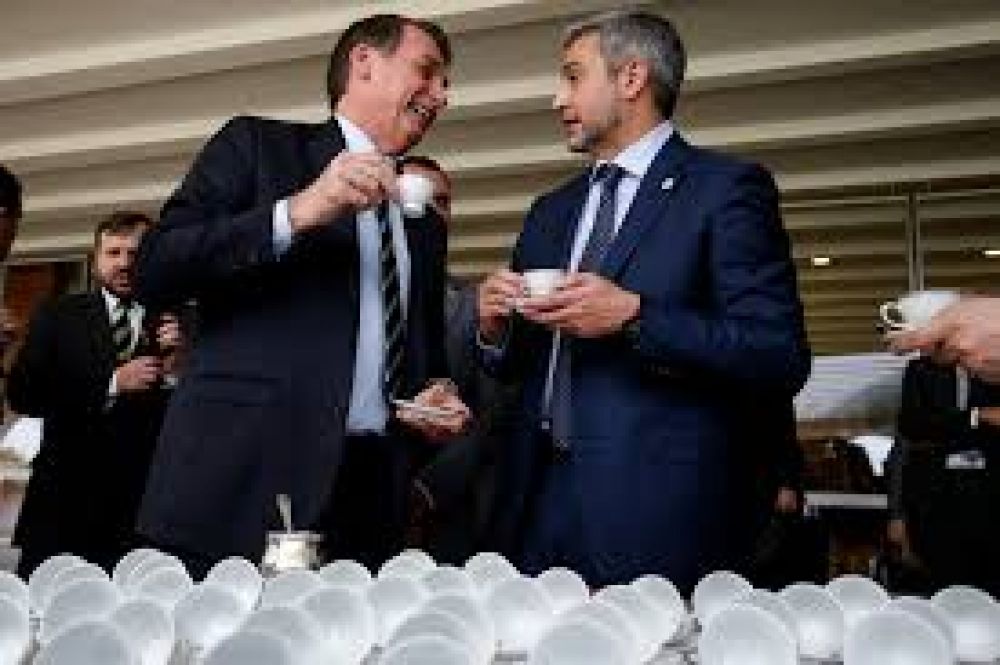 Fuera de su entorno, el único que felicita a Marito es"¦ Jair Bolsonaro