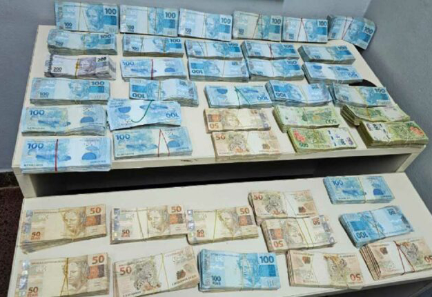Incautan unos R$ 345 mil en el Puente Tancredo Neves