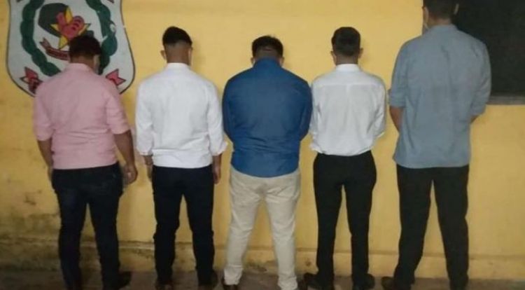 Otro caso de boda en cuarentena: los novios, testigos e invitados quedaron demorados