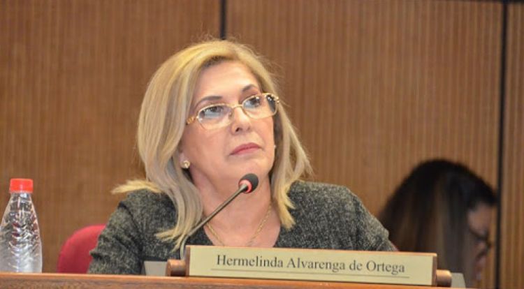 Vicepresidenta del Senado confirma candidatura a ministra del TSJE