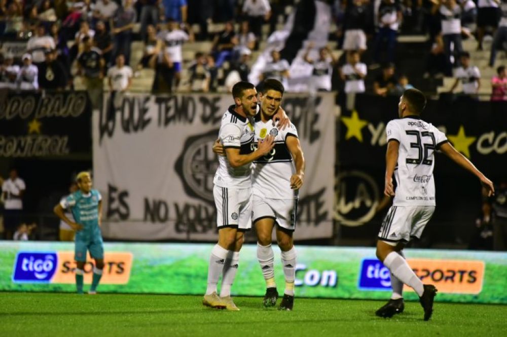 Olimpia aplasta en Para Uno y se adueña de la punta