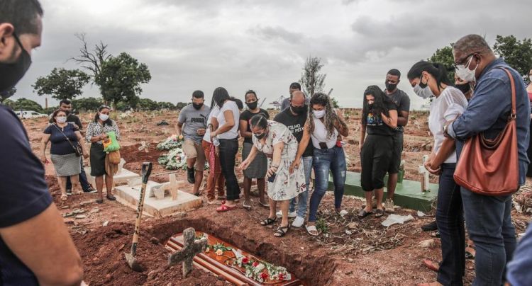 Covid: Brasil registra 2.641 muertes en 24 horas