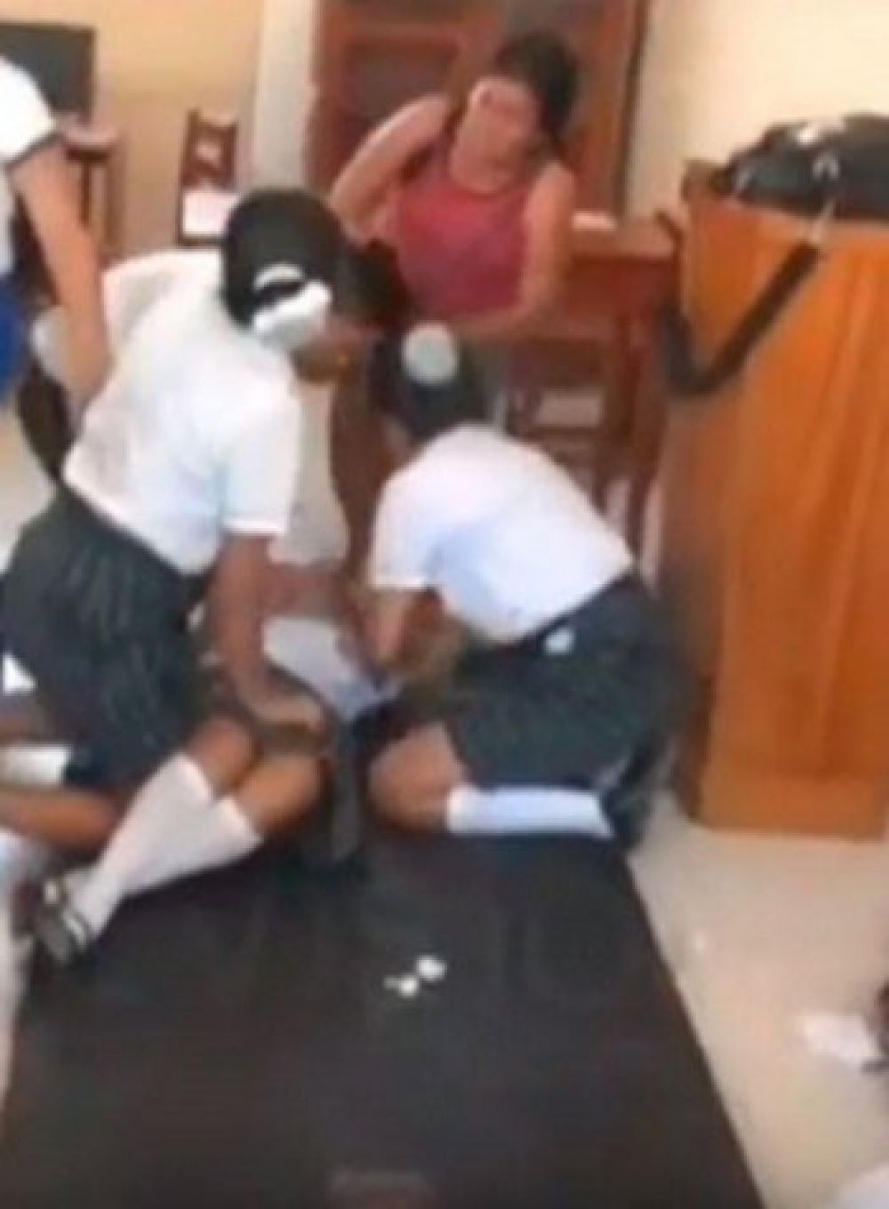 Autoridades confirman caso de alumnas endemoniadas