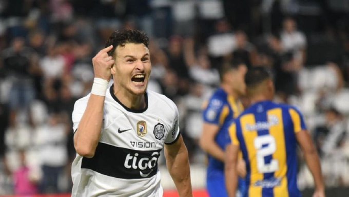 Olimpia recibe millonaria oferta por Facundo Bruera