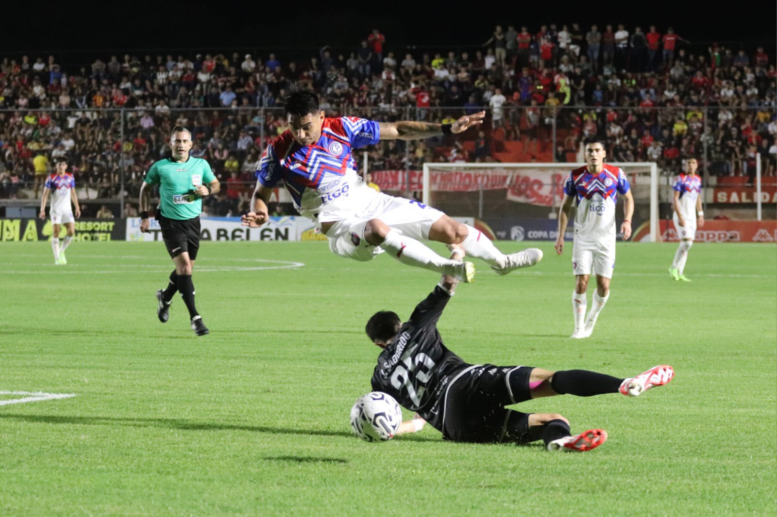 Jesús salva a Cerro de la derrota pero no lo cura de sus males