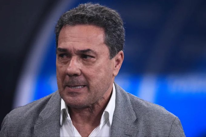 Corinthians pierde con IDV en el debut de Vanderlei Luxemburgo