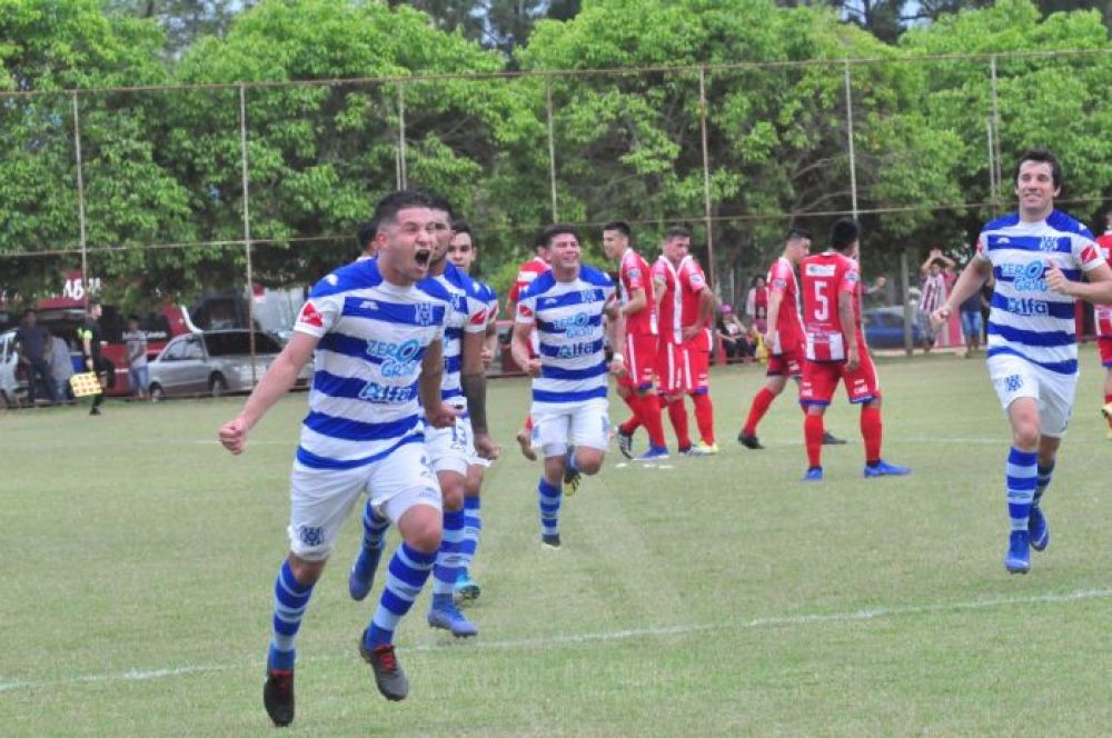 El Gallo arrancó un empate en el Este
