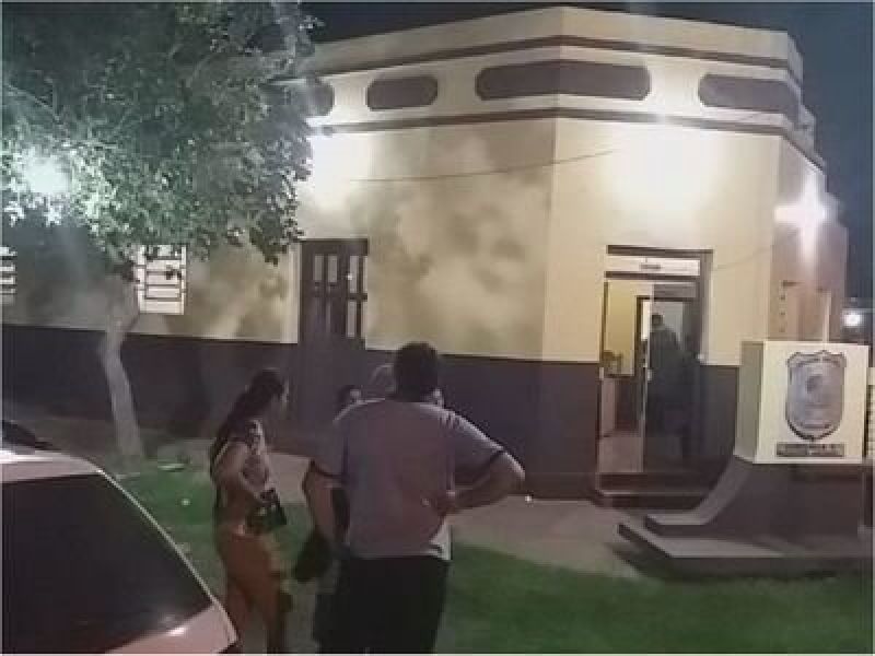 Bella Vista Norte: Motociclista fallece al colisionar con una camioneta