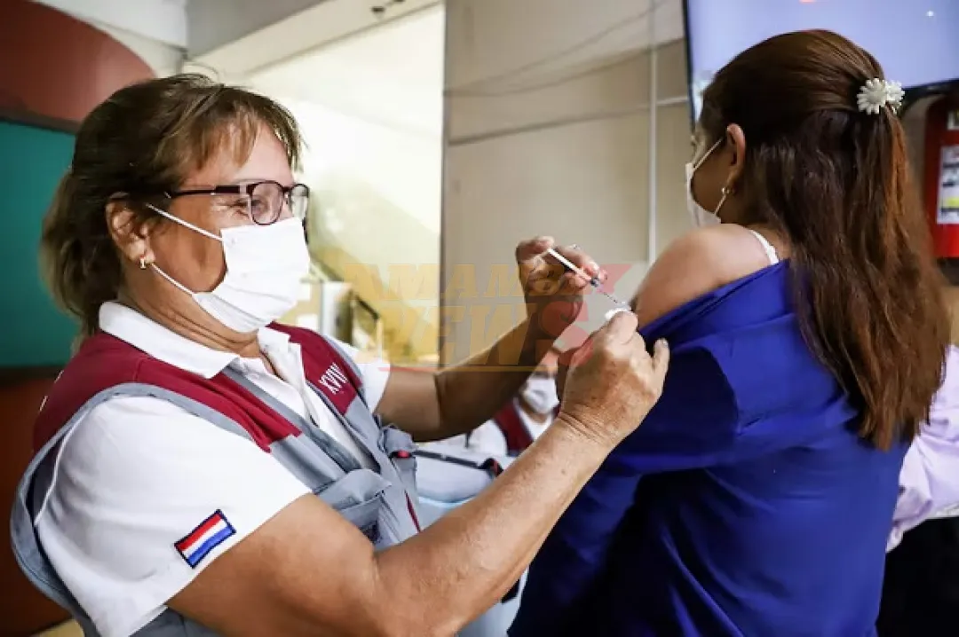 Inicia vacunación contra la influenza en todo el país