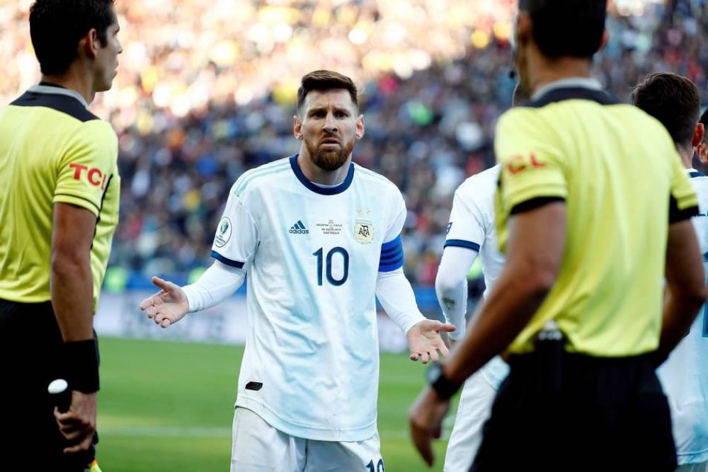Suspenden a Messi por tres meses y una multa de 50.000 dólares