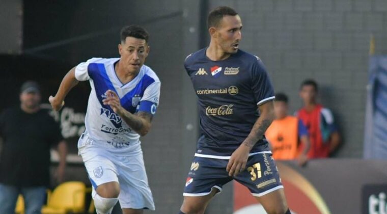 Nacional no puede ante un Ameliano con 10 jugadores