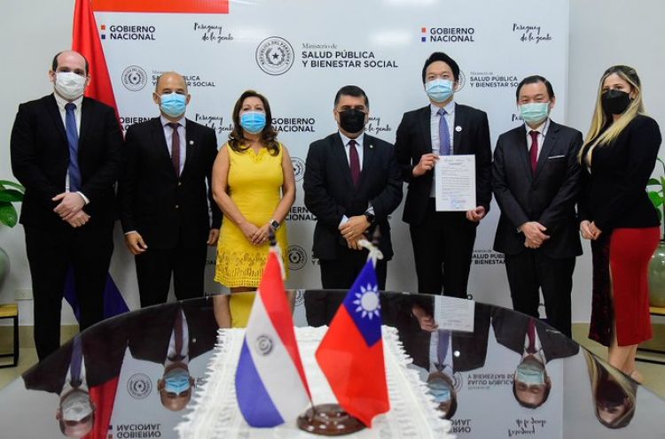 Paraguay aprueba una vacuna taiwanesa anticovid para su uso de emergencia
