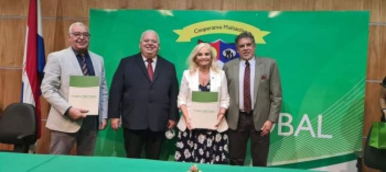 Ministra de la Senad se borró de las redes sociales y contó cuáles fueron los motivos