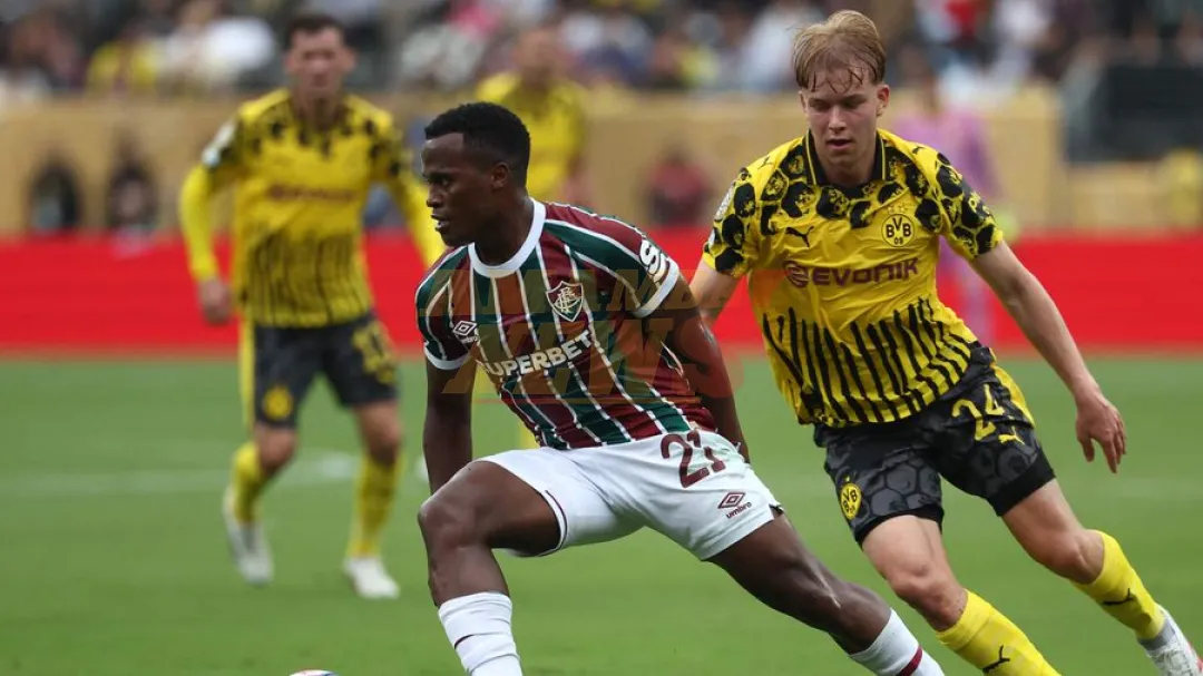 Jhon Arias: “Demostramos que somos un gran club y que vamos a pelear”